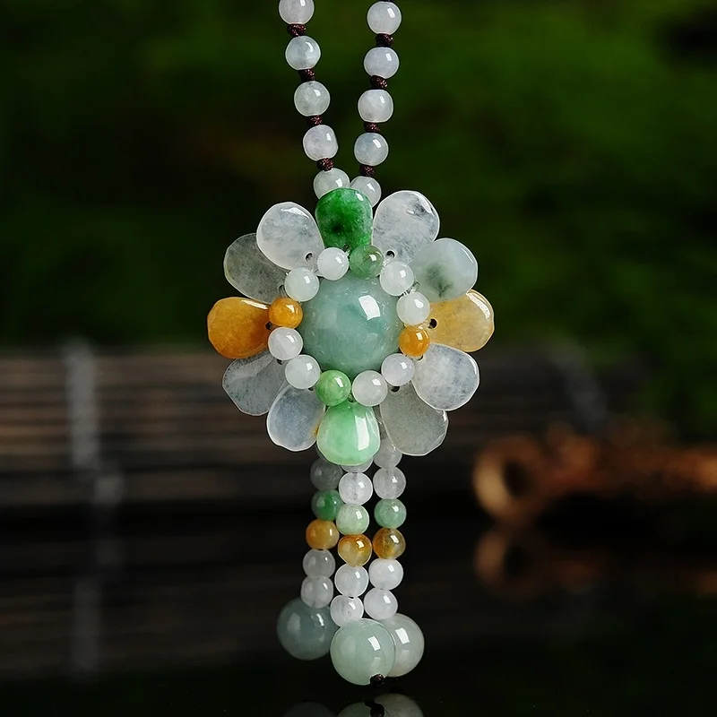 Jewelry Making With Beads - ได้รับการรับรองหยกพม่า Sunflower จี้หยกมรกตลูกปัดสร้อยคอสร้อยคอสร้อยคอสร้อยคอสร้อยคอสร้อยคอสร้อยคอสร้อยคอสร้อยคอสร้อยข้อมือเครื่องประดับเครื่องประดับแฟชั่นแกะสลัก Amulet